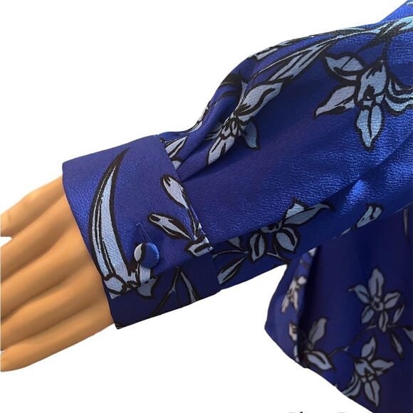 Vince Camuto Floral Blouse - Picture 4 of 6